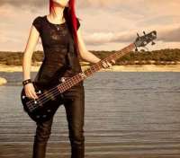Bass Redhead Girl - thumbnail