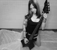 Black And Hot Guitar Girl - thumbnail
