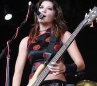 Sing Bass Girl - thumbnail