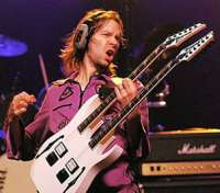 Paul Gilbert Doble Guitarra - thumbnail