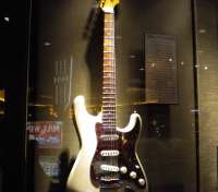 Young Guitar - thumbnail