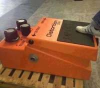 Mega Pedal Distortion - thumbnail